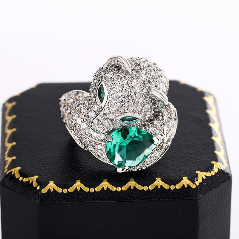 Strange Things Leopard Head with Green Eyes for Women Micro Paved with CZ Stone Animal Earring Jewelry Fox Ring Free Size