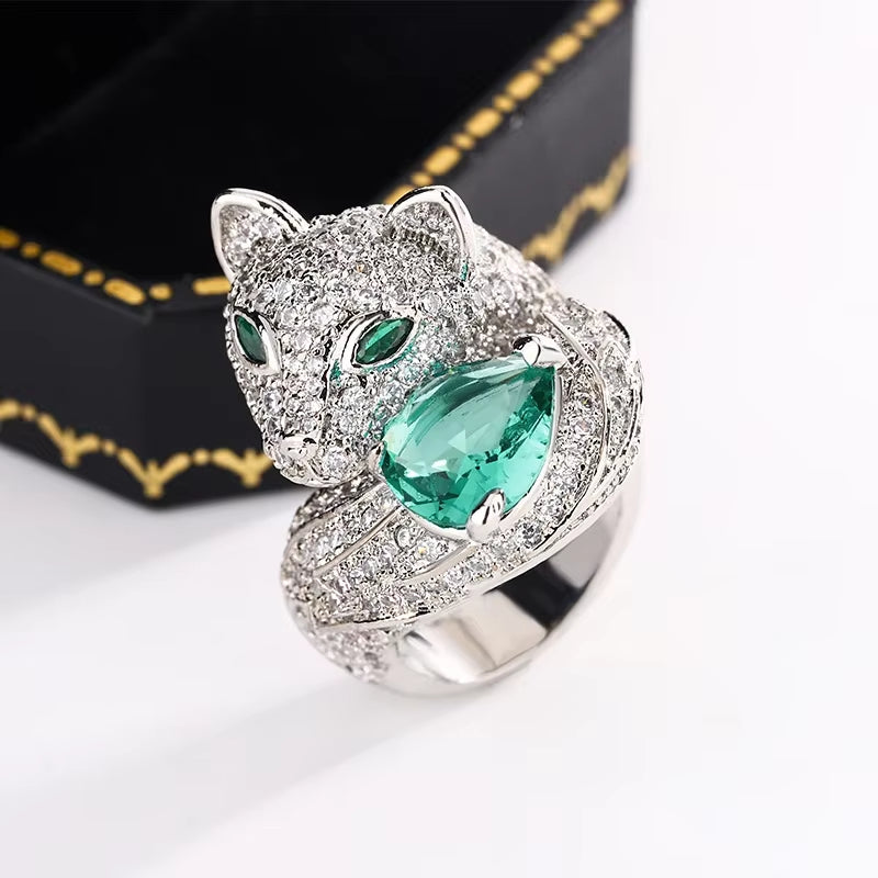 Strange Things Leopard Head with Green Eyes for Women Micro Paved with CZ Stone Animal Earring Jewelry Fox Ring Free Size