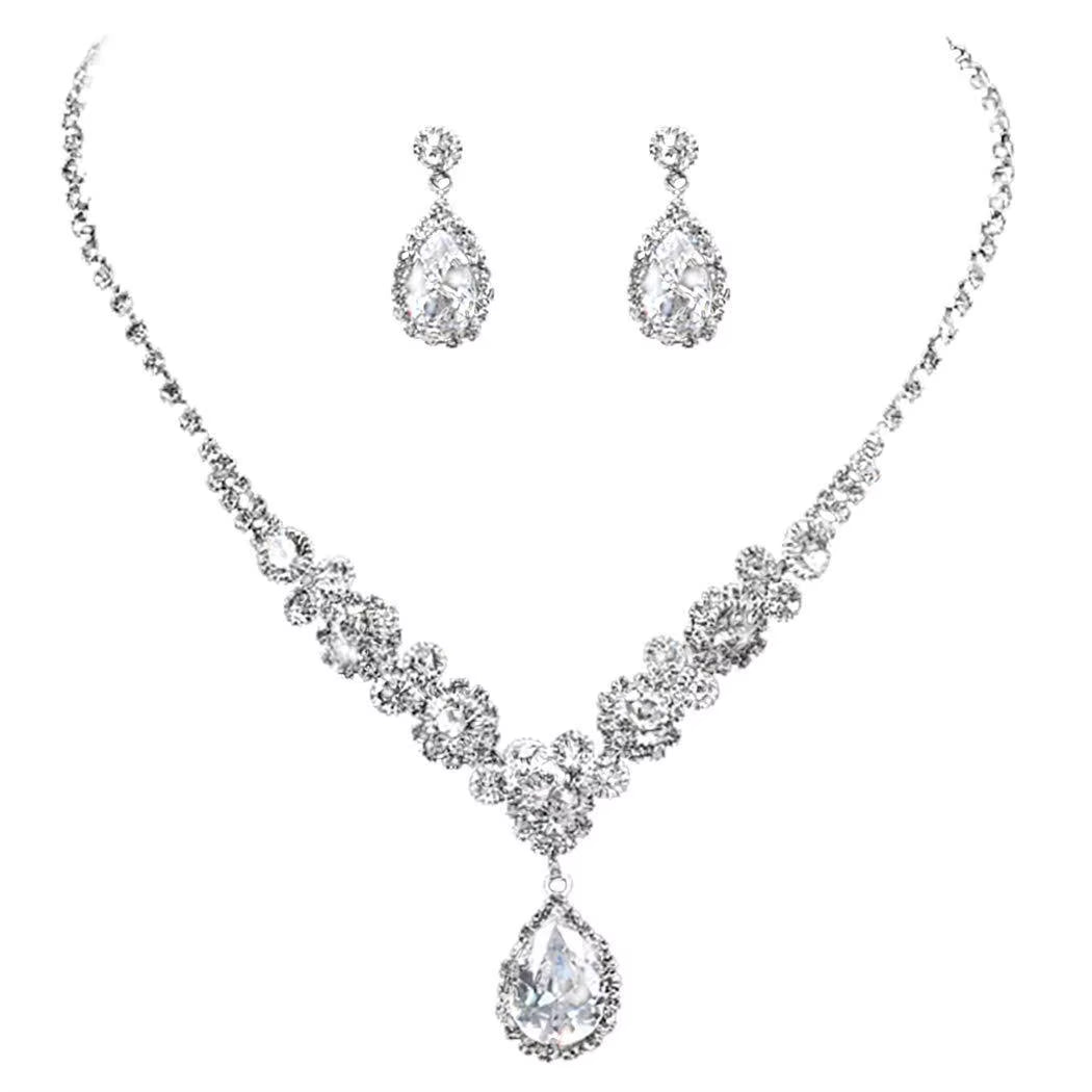 Imitation Moissanite Diamond Jewelry Set Explosion Flash Hot New Luxury Pendant Necklace Female Earrings Set