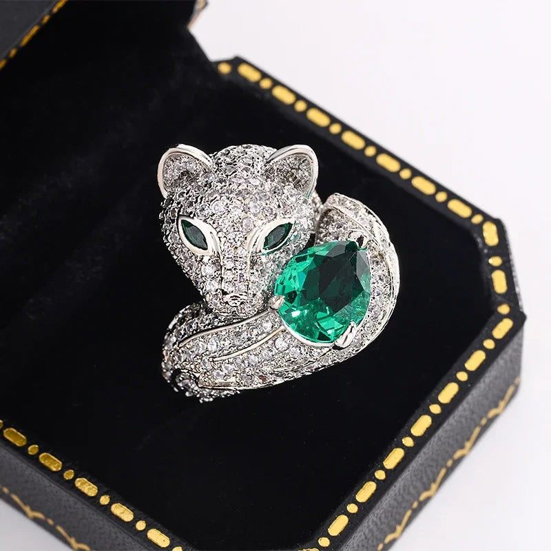 Strange Things Leopard Head with Green Eyes for Women Micro Paved with CZ Stone Animal Earring Jewelry Fox Ring Free Size