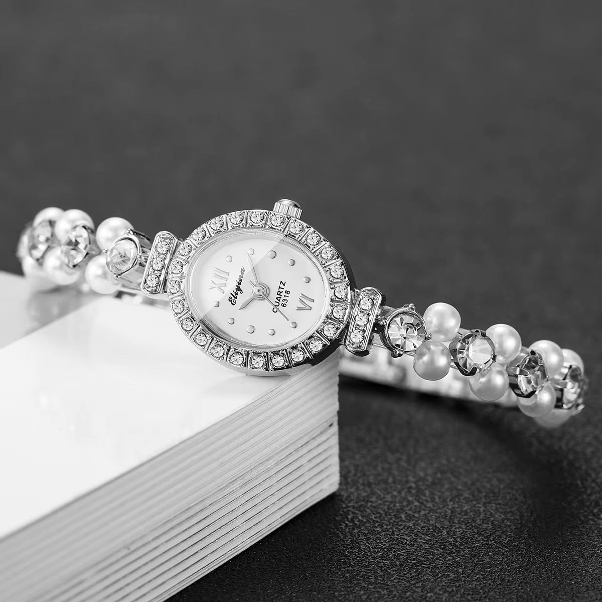 1/2PCS Fashion Diamond Roma Dial Women Quartz Wristwatch Set Ladies Elegant Pearl Alloy Strap Watch (Without Box)